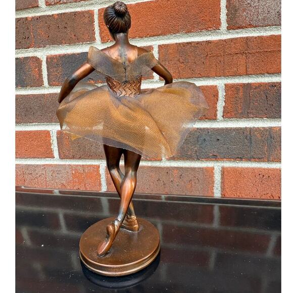 Ashton Drake "Delphinium Dreams" Le Petite Ballerina - Picture 3 of 4